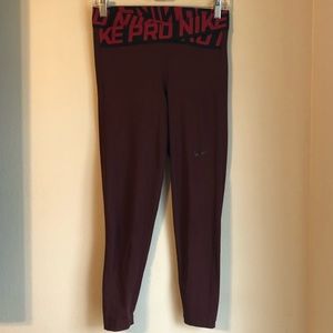 Nike Pro Maroon Cropped Leggings